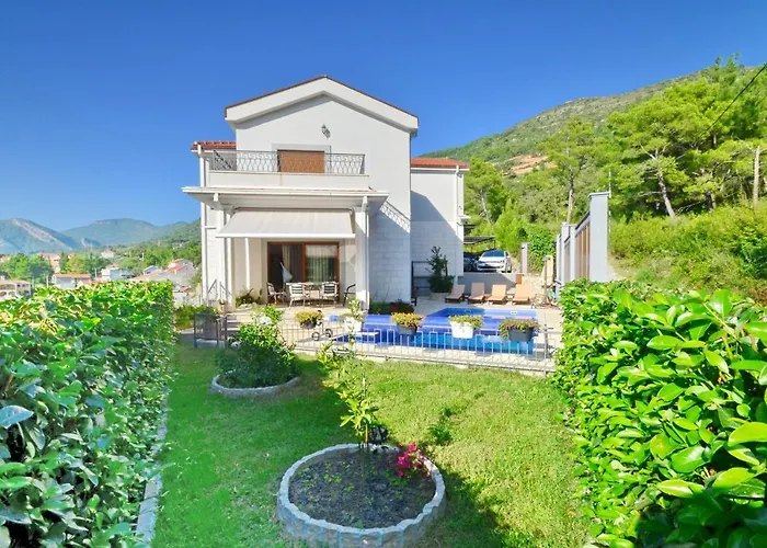 Sunny Villa In Kavac